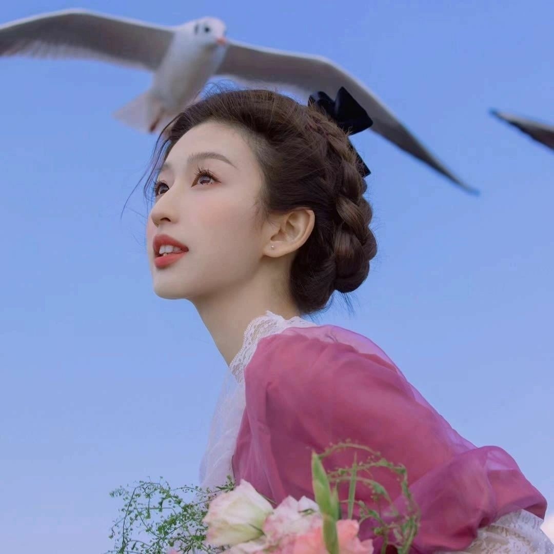 抖音上如何举报对方作品违规视频呢，抖音举报违规视频不求人，但找对帮手效果翻倍
